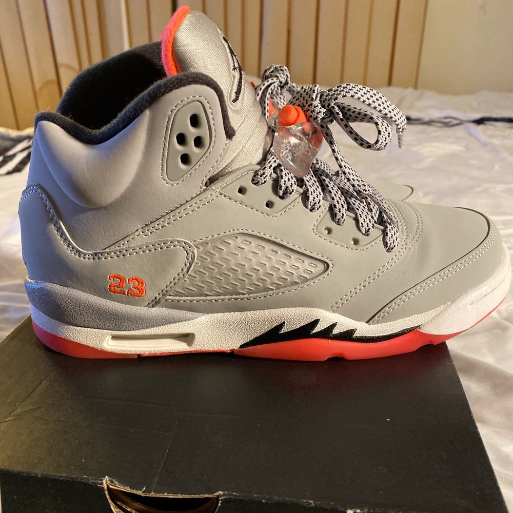 AIR JORDAN 5 440892-018 WOLF GREY/BLACK-HOT-LAVA